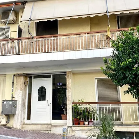Dafni's Is In 200m To Metro Ag Ioanis Αθήνα